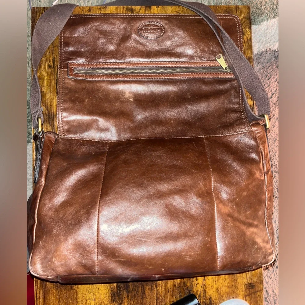 Fossil Dark Brown Leather laptop Messenger Bag